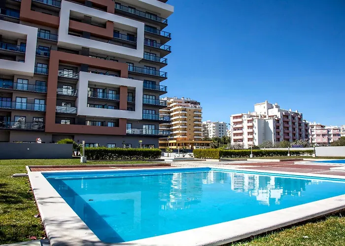 Rocha Tower - 8B
