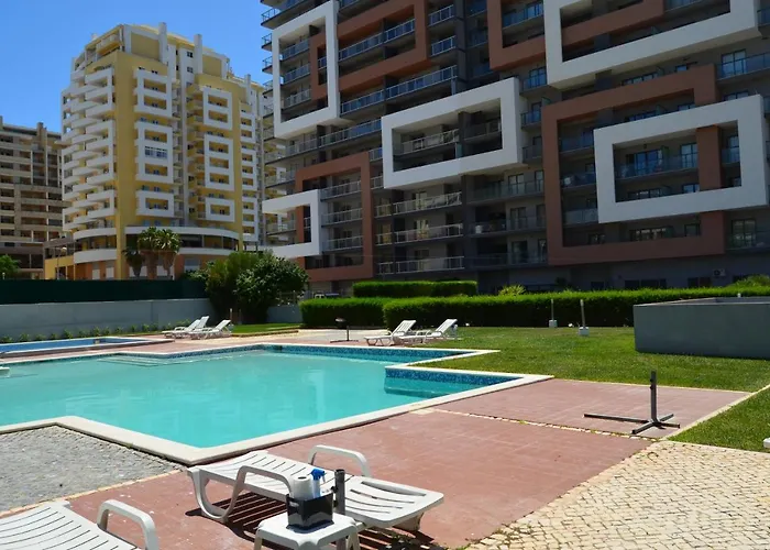 Rocha Tower - 8B
